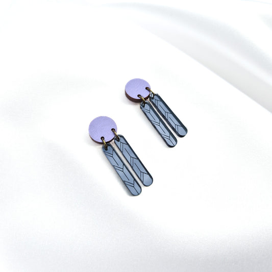yukinor nami earring in graphite-black-lavender yukinor nami-korvakoru grafiitin-musta-laventeli