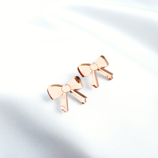 Yukinor Yumi earring in rose gold | Yukinor Yumi-korvakoru ruusukultaisena

